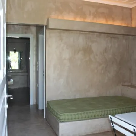 Stavlos Apartment *